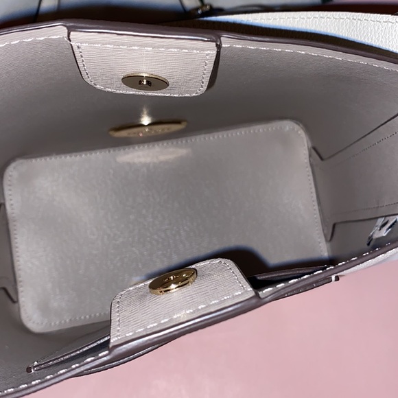 SOLD - Kate Spade Bucket Bag Crossbody Shoulder Bag - Picture 4 of 6